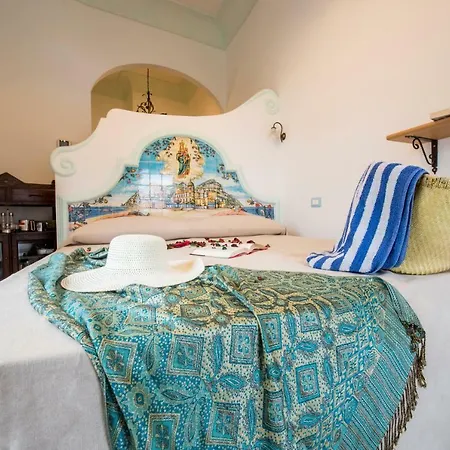 Ricciolo D'oro 1 * Positano